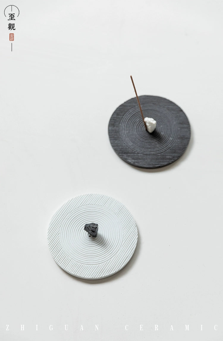 Black Disc - Zhiguan Minimalist Zen Incense Holder