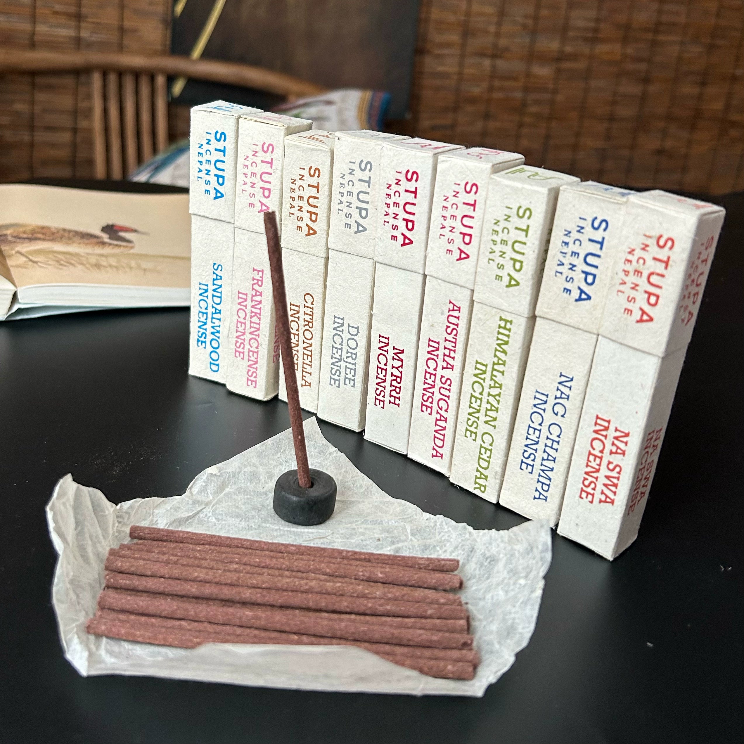 NAG CHAMPA Sandalwood - Stupa Na Swa Ritual Incense Sticks