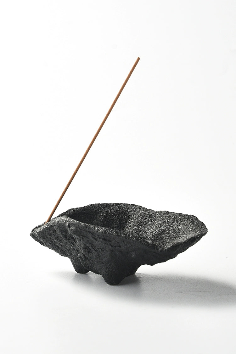 Ceramic Black Oyster Shell + Copper 9-Hole Incense Holder - Momo's Life Artisan Ceramic Incense Holder