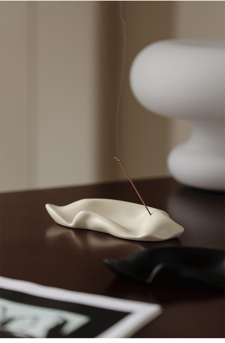 Sandy Beige - Aura Resin Elegance Incense Holder