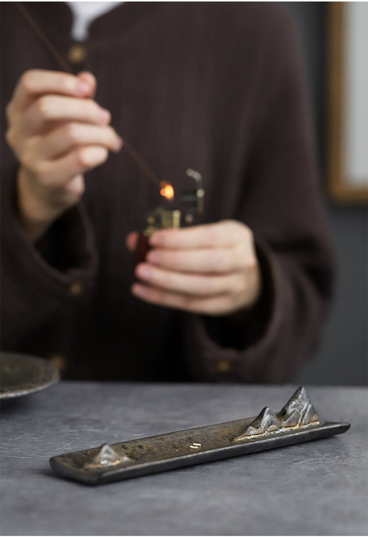 Zen-style Incense Holder (Black) - Muso Zen Aura Incense Holder