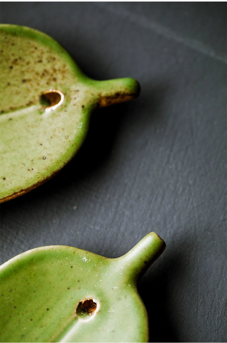 Ceramic Green Bamboo Incense Holder - Yige Bamboo Leaf Ceramic Incense Holder
