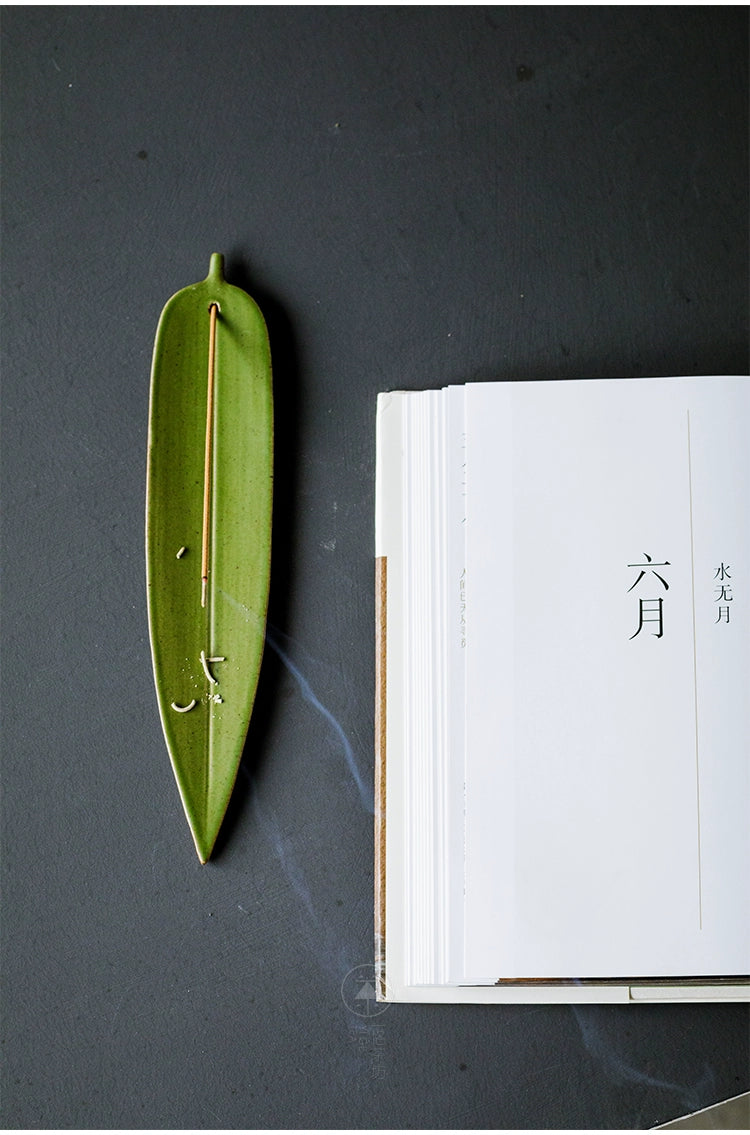 Ceramic Green Bamboo Incense Holder - Yige Bamboo Leaf Ceramic Incense Holder
